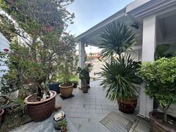 Phillips Avenue (D19), Semi-Detached #623739501